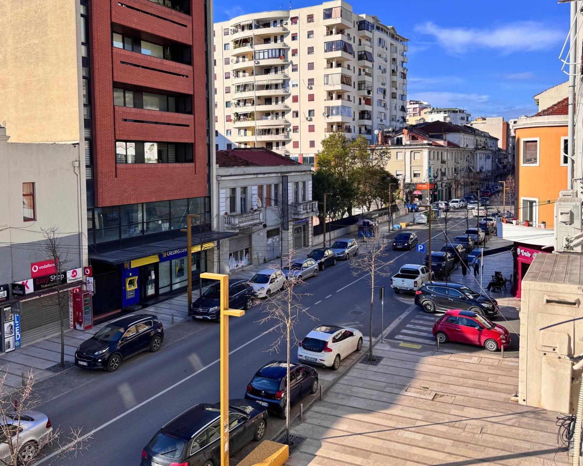 Apartament Azalea *