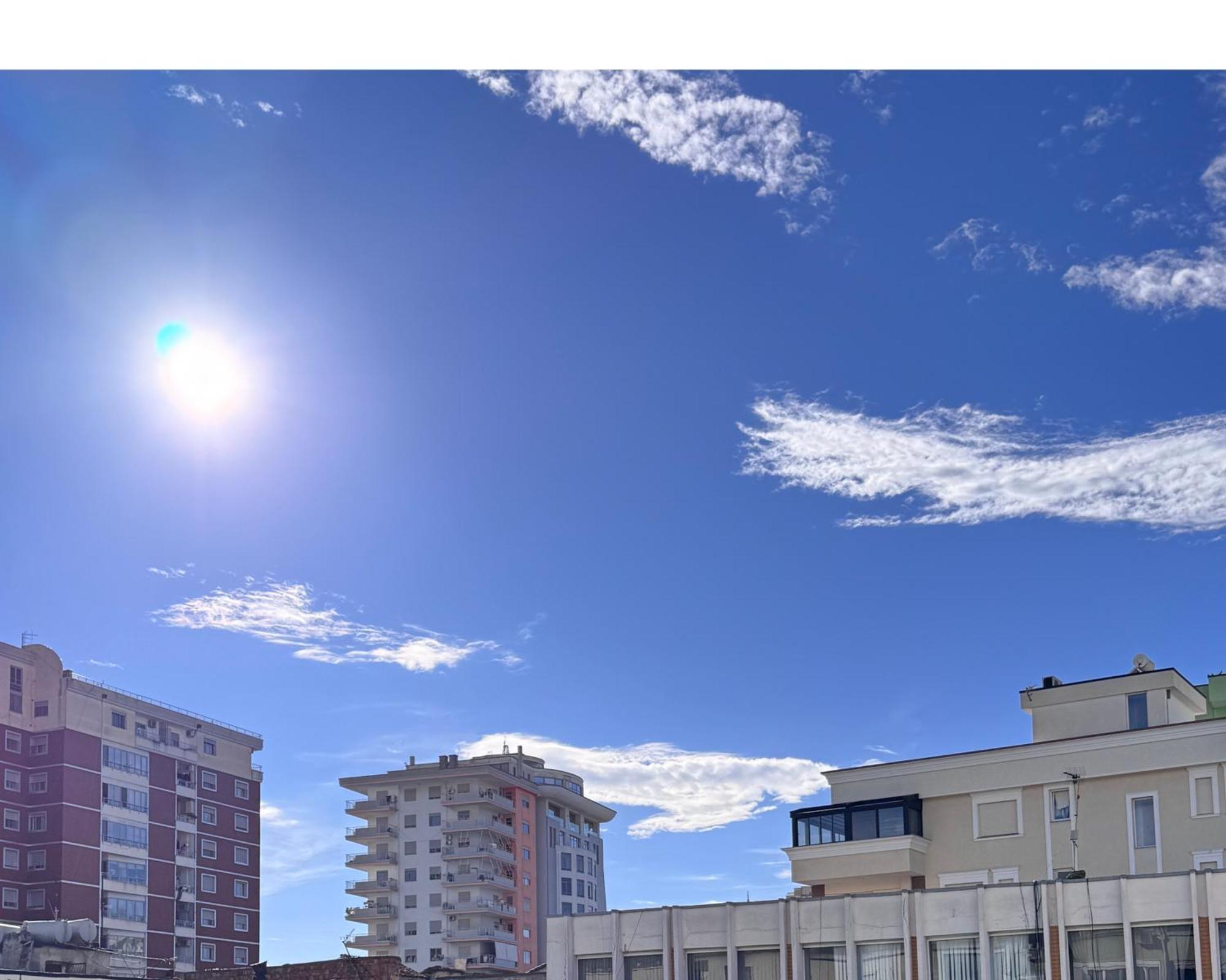 Azalea Durrës